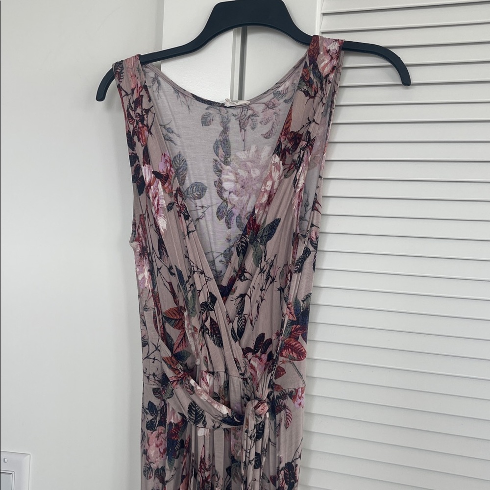 Sleeveless Pink Floral Maxi Dress with Wrap Bodice - Picture 2 of 4